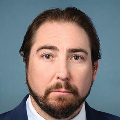 Eli Crane, official congressional portrait