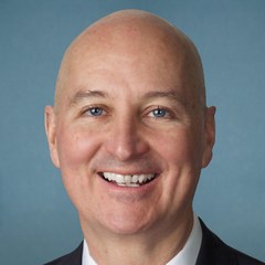 Pete Ricketts, official congressional portrait