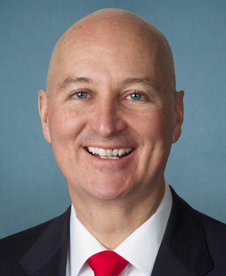 Pete Ricketts, official congressional portrait